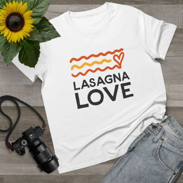 *Australia Edition*  🇦🇺💛 Effortless Style and Comfort with the Lasagna Love Women’s Premium Favorite Tee 🍝